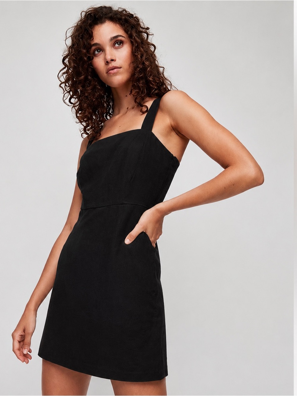 Aritzia Wilfred Rosemond Black Linen Dress